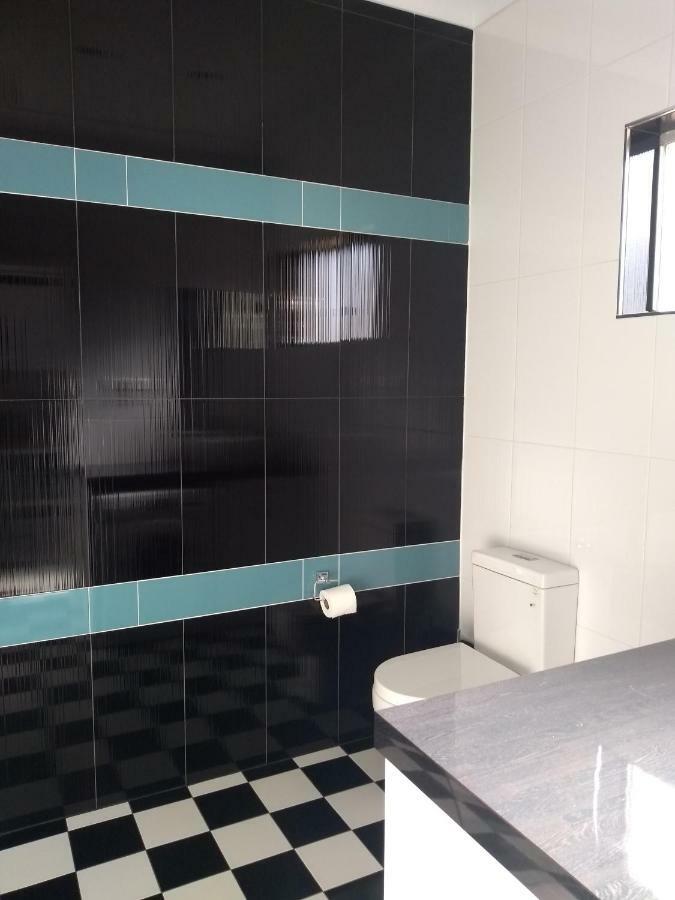 Kindred Studio Apartments Leeton Buitenkant foto