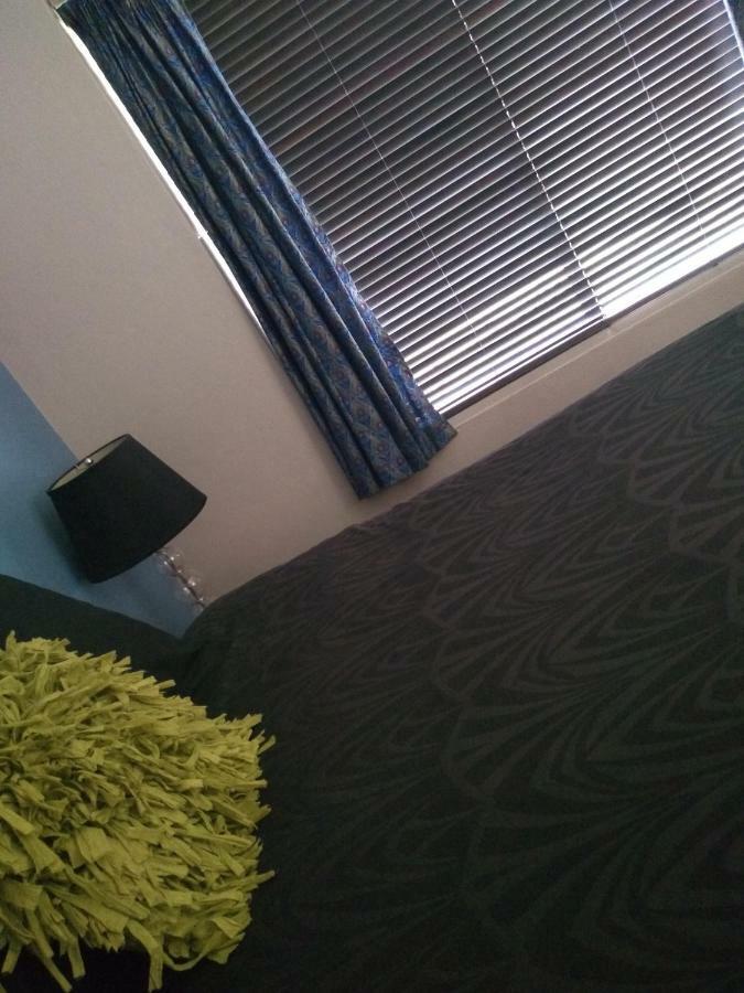 Kindred Studio Apartments Leeton Buitenkant foto