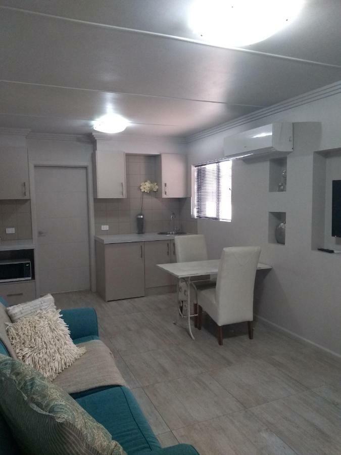 Kindred Studio Apartments Leeton Buitenkant foto