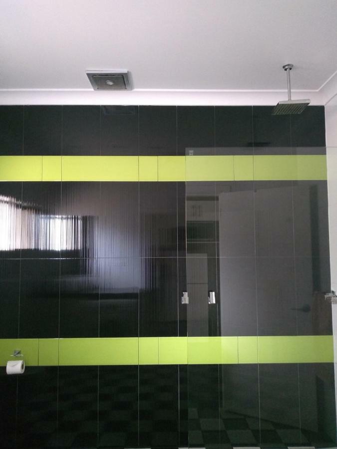 Kindred Studio Apartments Leeton Buitenkant foto