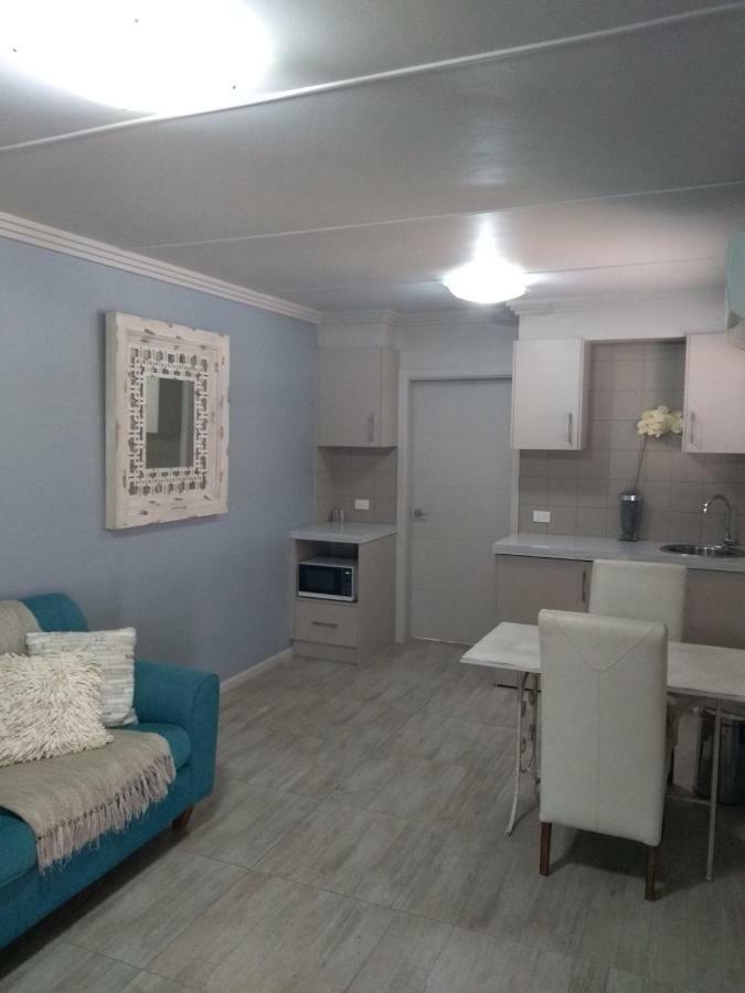 Kindred Studio Apartments Leeton Buitenkant foto